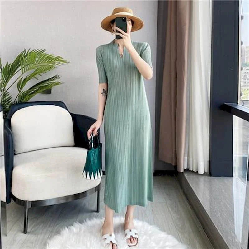 Women Dresses Vintage Casual V-neck Solid Short Sleeve A-line Loose Korean Fashion Fold Design Mid-Calf Dress for Women Clothing