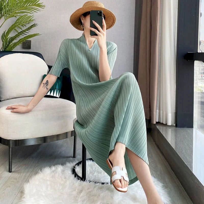 Women Dresses Vintage Casual V-neck Solid Short Sleeve A-line Loose Korean Fashion Fold Design Mid-Calf Dress for Women Clothing